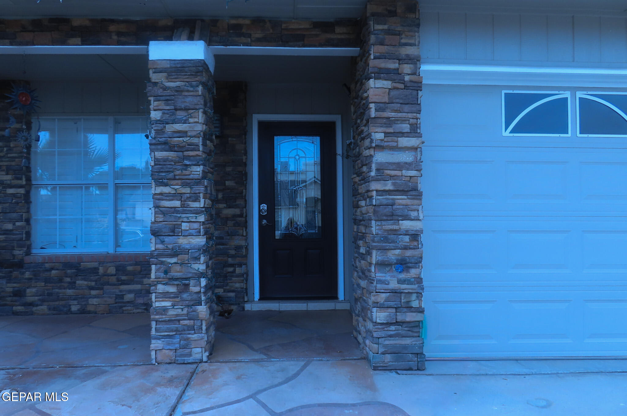 3493 YELLOW ROSE Street