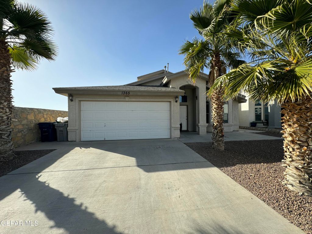 Photo of 1365 PASEO RANDY Lane, El Paso, TX 79928 (MLS # 939488)