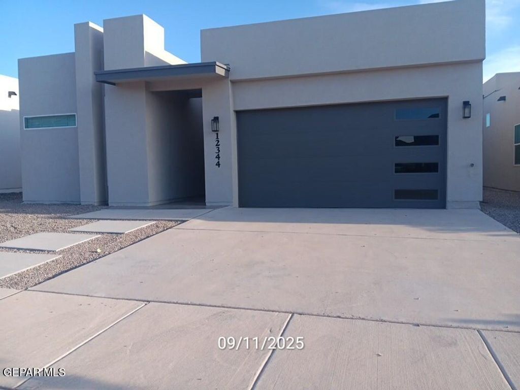 Photo of 12344 DESERT HEIGHTS Court, El Paso, TX 79938 (MLS # 930897)