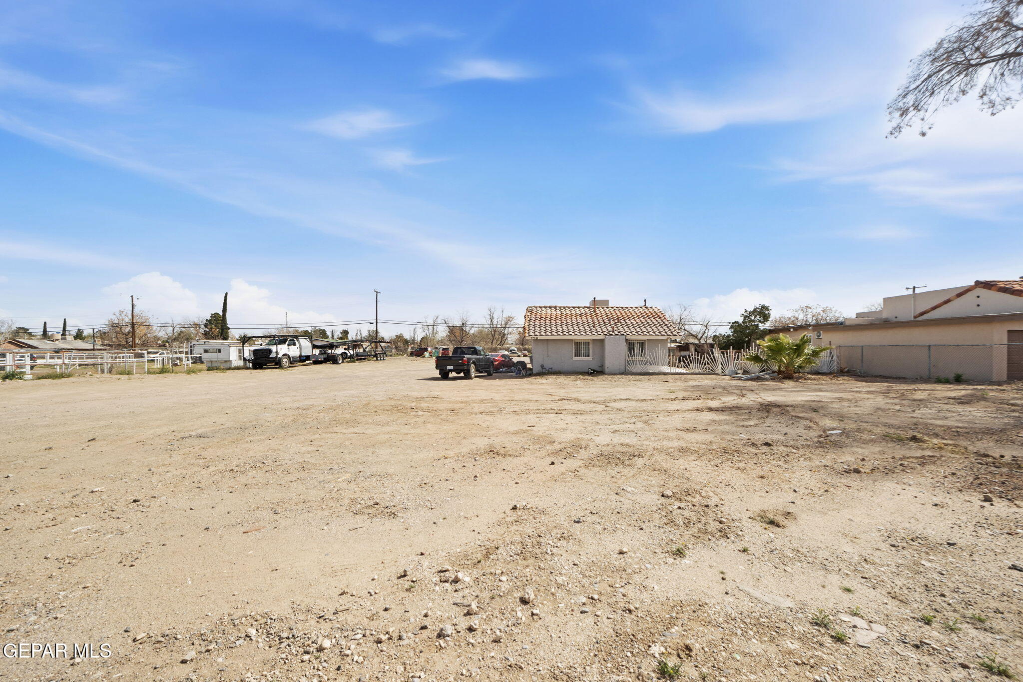 178 S Glenwood Street - Photo 2