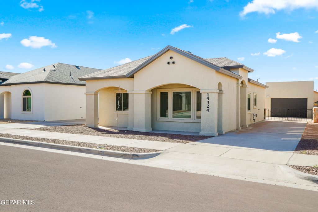 Photo of 14324 CHRIS ZINGO Lane, El Paso, TX 79928 (MLS # 940862)