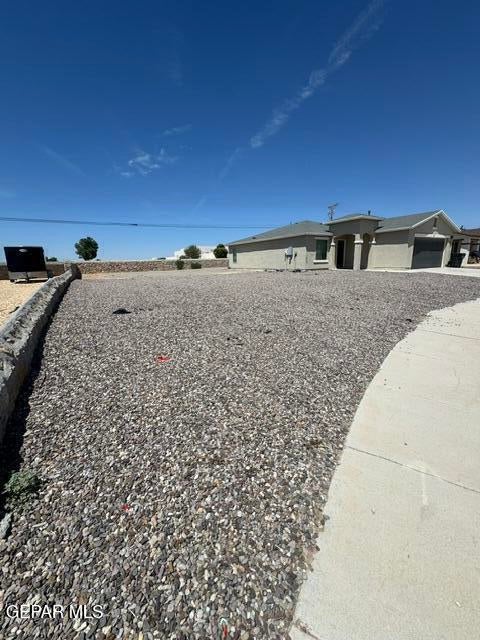 Photo of 953 Yellow Bells Place, Horizon City, TX 79928 (MLS # 949623)