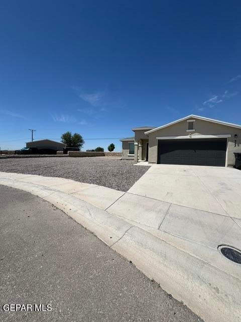 Photo of 953 Yellow Bells Place, Horizon City, TX 79928 (MLS # 949623)