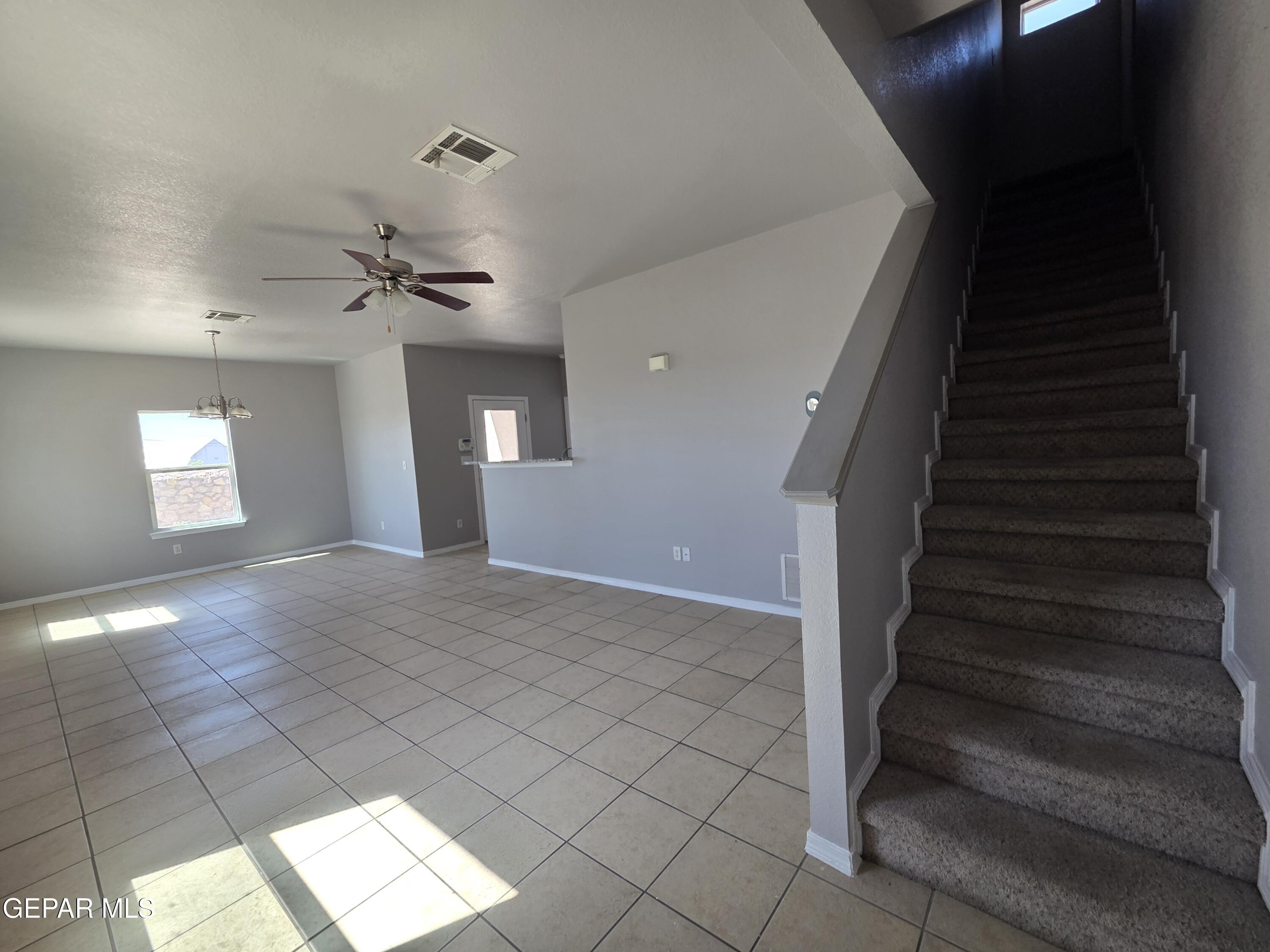 10400 SILVERCLOUD Drive