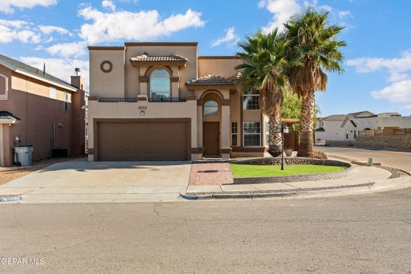 5950 KATELYN GRAY CIR, EL PASO, TX 79924 - Image bfa772c8d5d8a1e2e6f47f618b7f4c24/3613262794