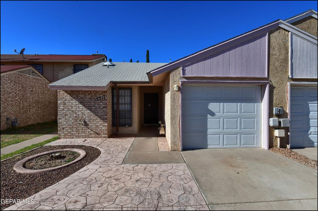 Photo of 3211 ISLA BAHIA Way, El Paso, TX 79925 (MLS # 934162)