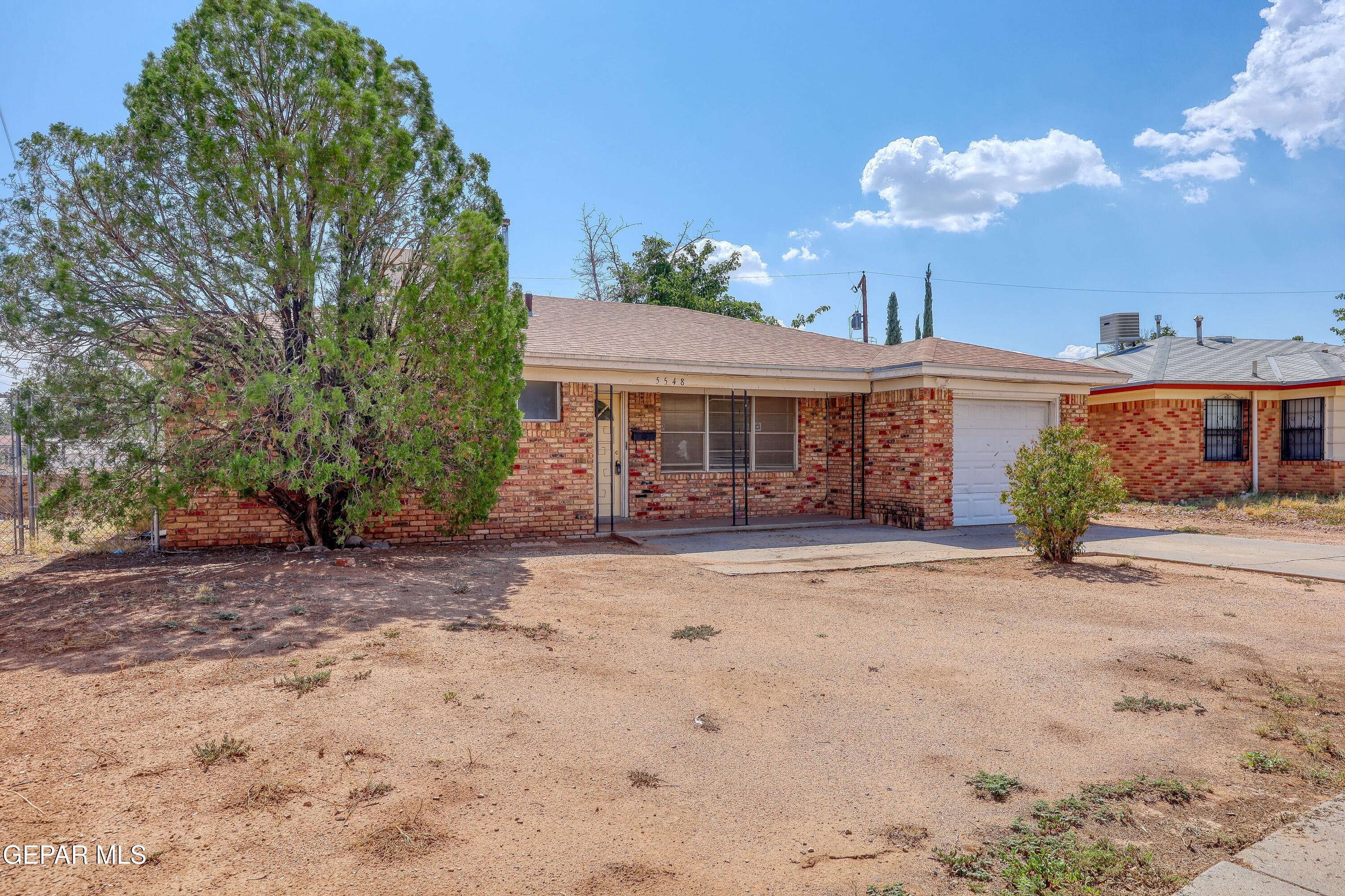 5548 Pembroke Lane