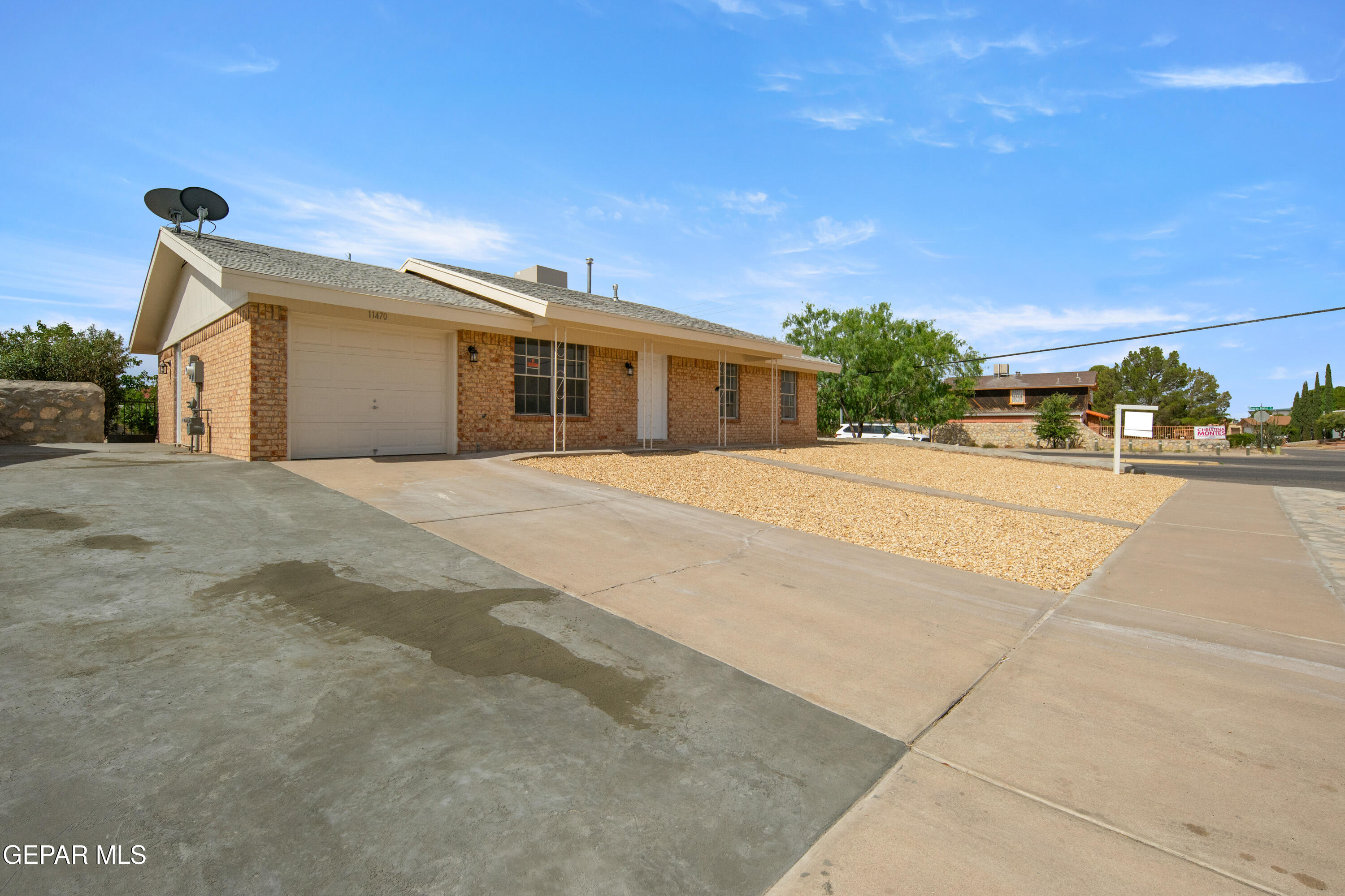 11470 ED MERRINS Drive