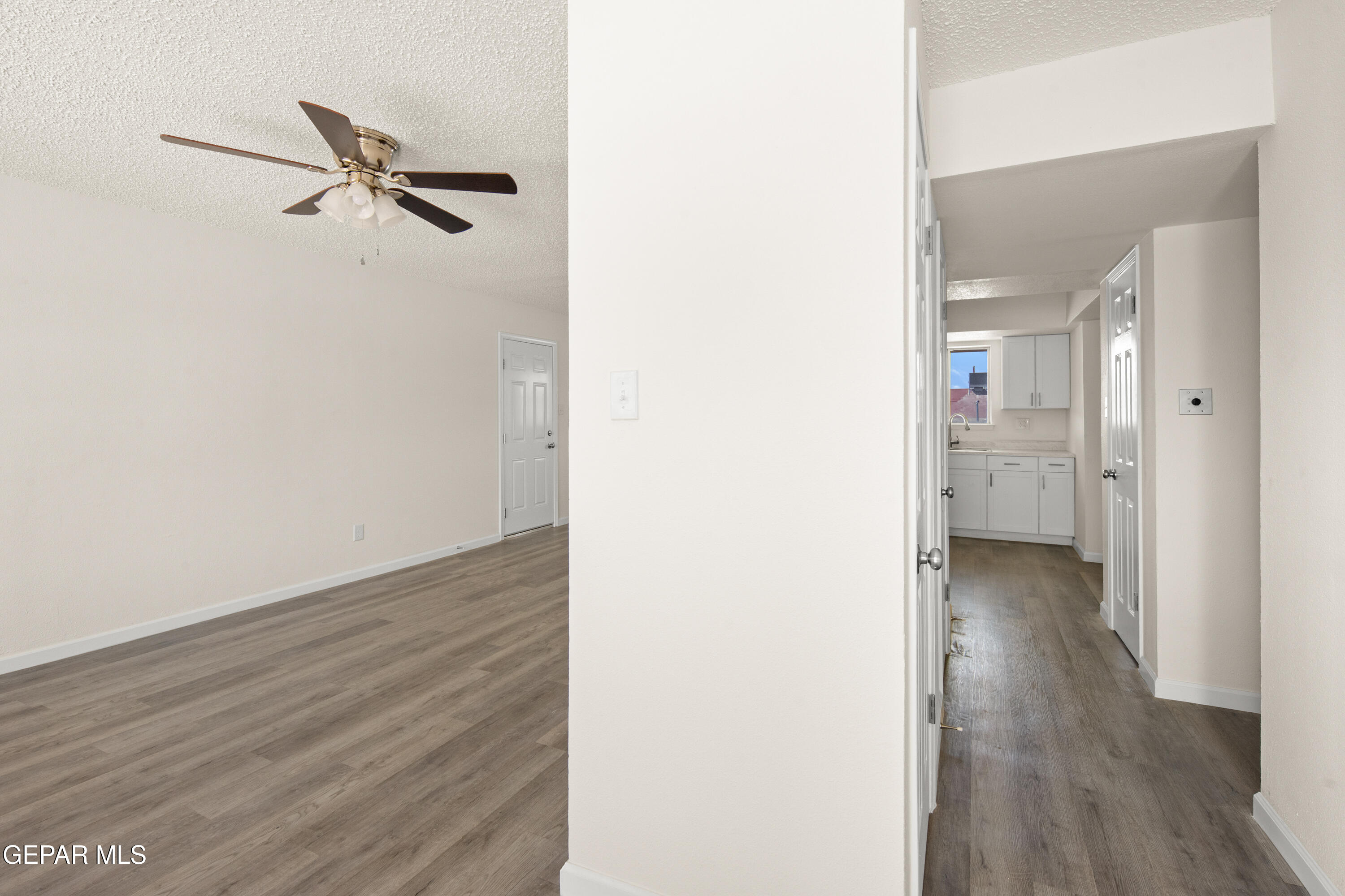 11470 ED MERRINS Drive