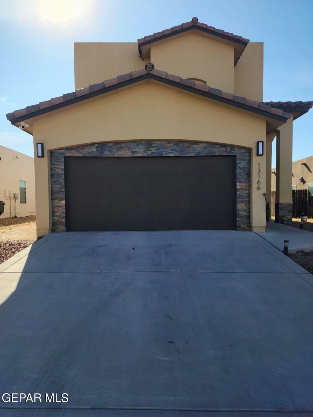 Photo of 13166 FRESHFORD Ave, Horizon City, TX 79928 (MLS # 936732)