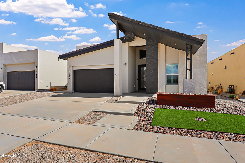 Photo of 13860 Summer View Avenue, El Paso, TX 79928 (MLS # 937873)