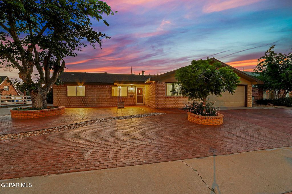 Photo of 3201 CORK Drive, El Paso, TX 79925 (MLS # 944078)