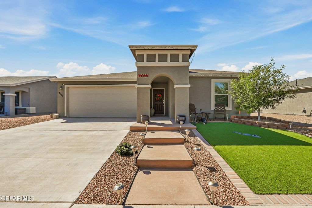 Photo of 14308 Paraiso Drive, Horizon City, TX 79928 (MLS # 940789)