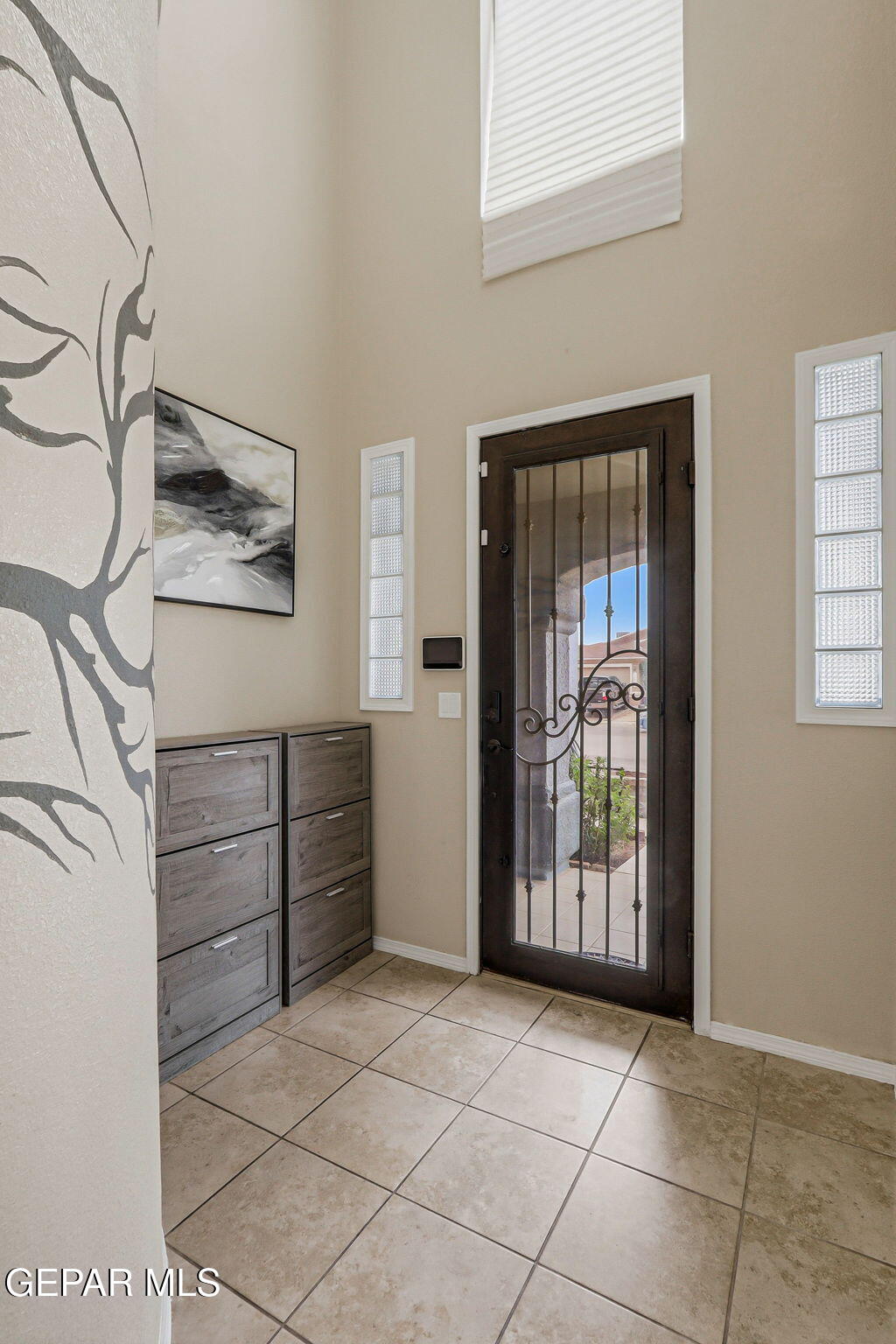 14215 SILVER POINT Avenue