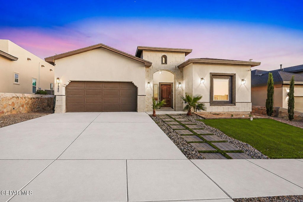 Photo of 7540 ENCHANTED RIDGE Drive, El Paso, TX 79911 (MLS # 942799)