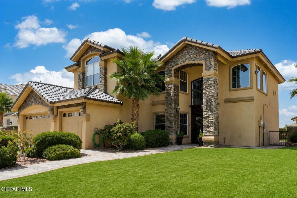 Photo of 11909 Paseo del Rey Drive, El Paso, TX 79936 (MLS # 948683)