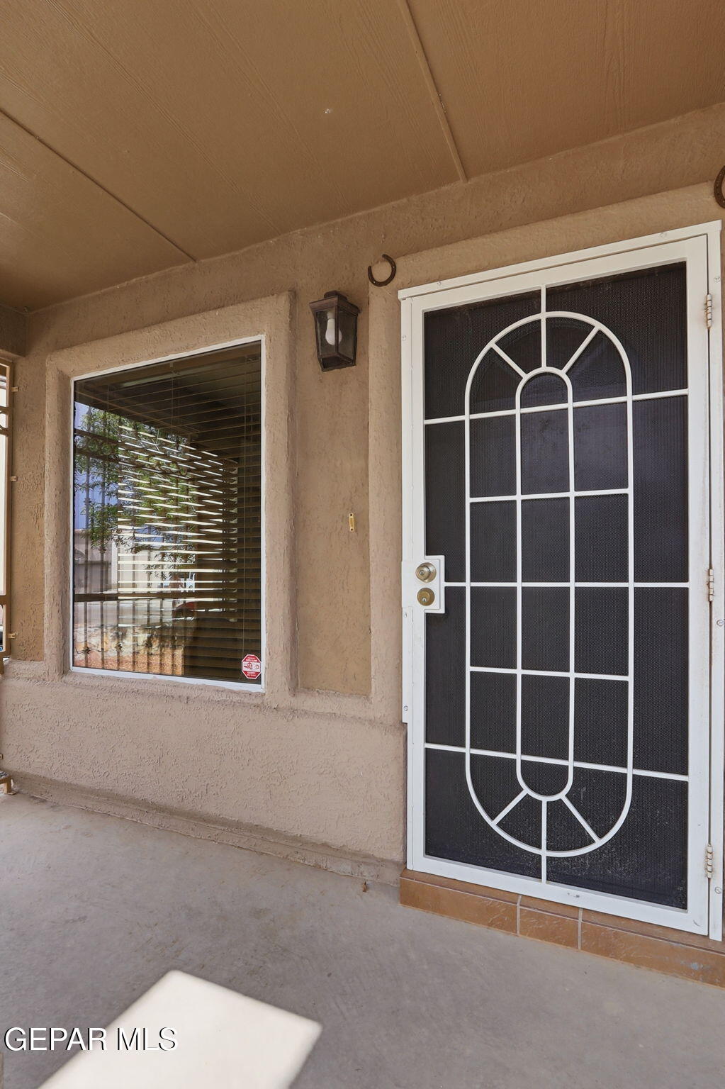 Photo of 14208 DESERT STONE Drive, Horizon City, TX 79928 (MLS # 945462)