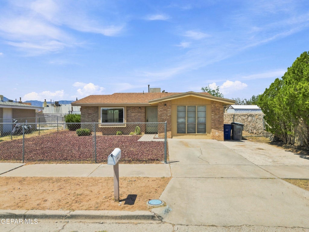Photo of 6673 Tiger Eye Drive, El Paso, TX 79924 (MLS # 950607)