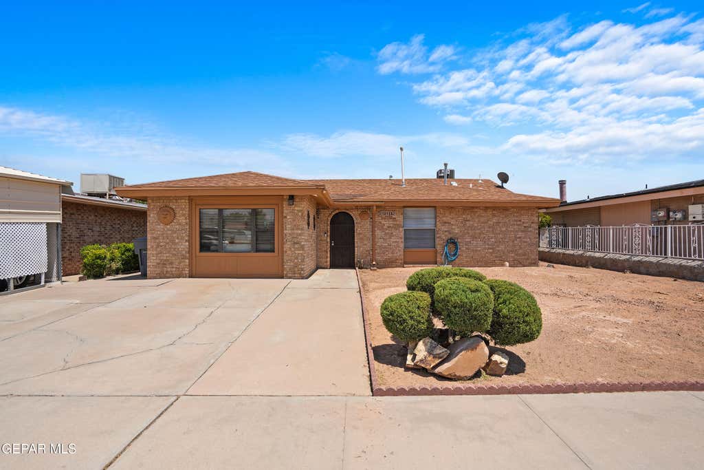 Photo of 10124 RACOON Drive, El Paso, TX 79924 (MLS # 949053)