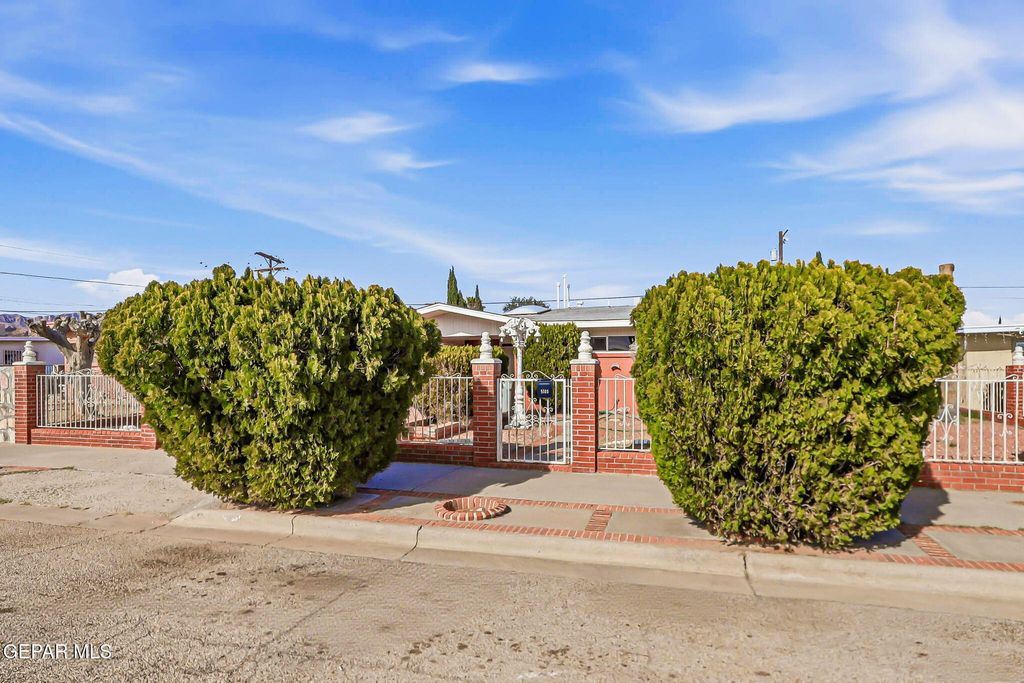 Photo of 5105 Jerry Drive, El Paso, TX 79924 (MLS # 936504)