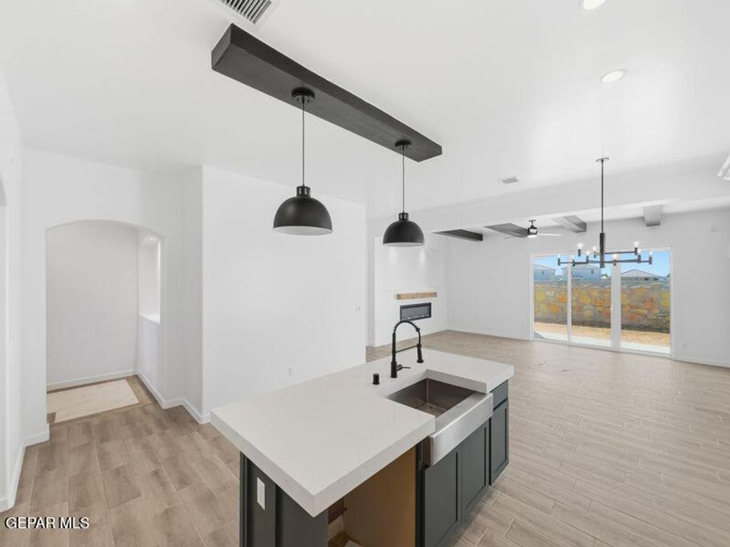 Photo of 13964 Paseo Central Avenue, Horizon City, TX 79928 (MLS # 939833)