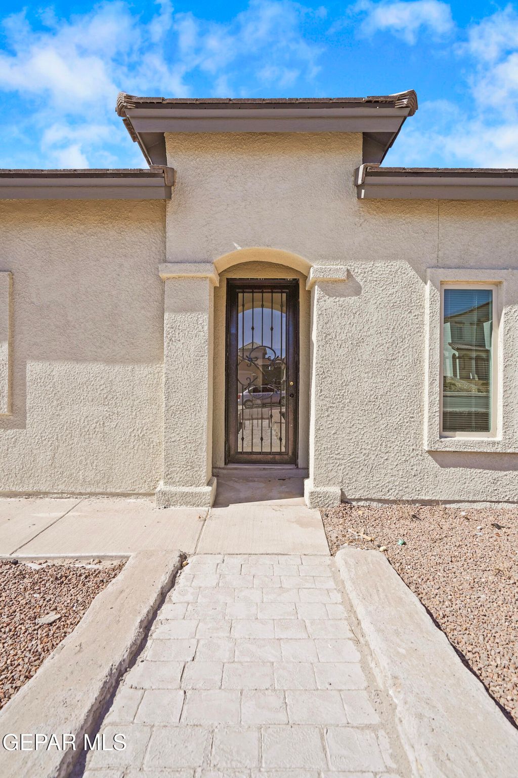 Photo of 660 Paseo Modesto Drive, El Paso, TX 79928 (MLS # 942250)