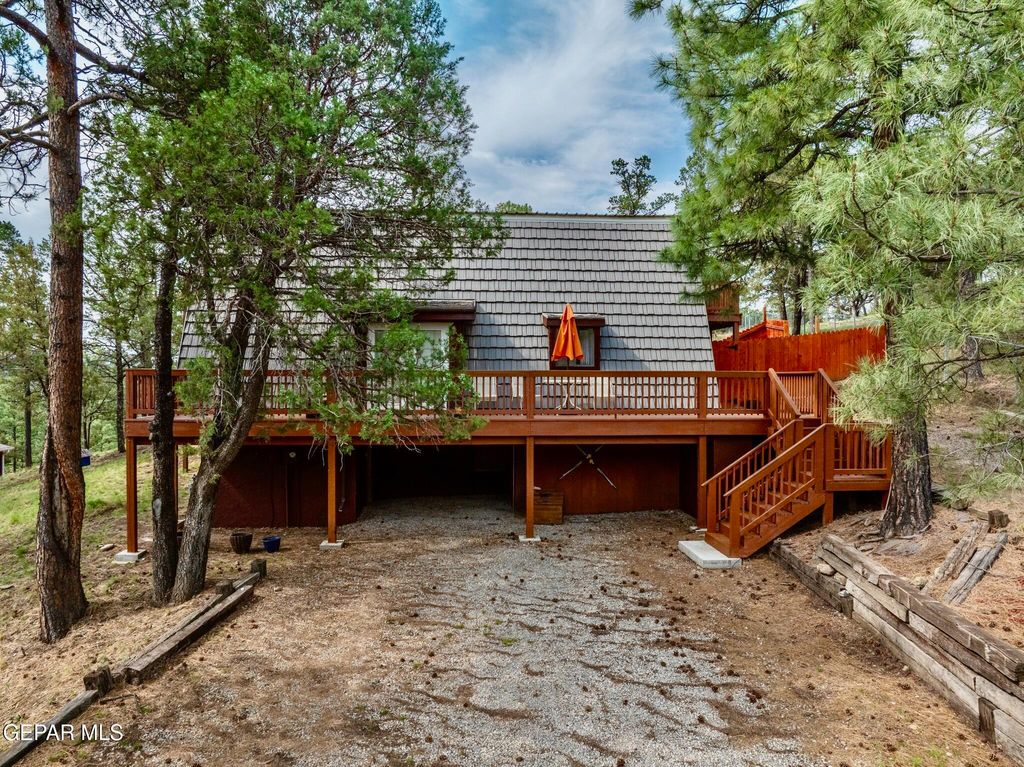 Photo of 104 Meadow Wood, Ruidoso, NM 88346 (MLS # 936286)