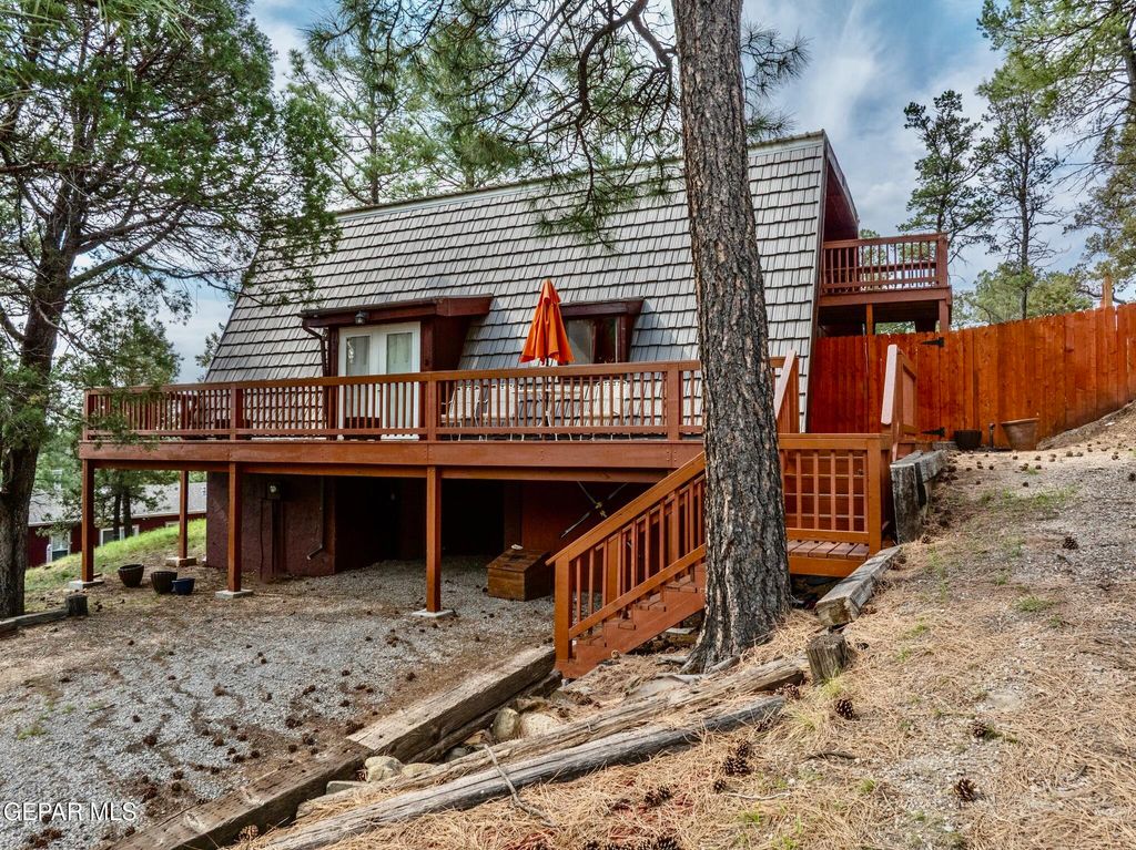 Photo of 104 Meadow Wood, Ruidoso, NM 88346 (MLS # 936286)