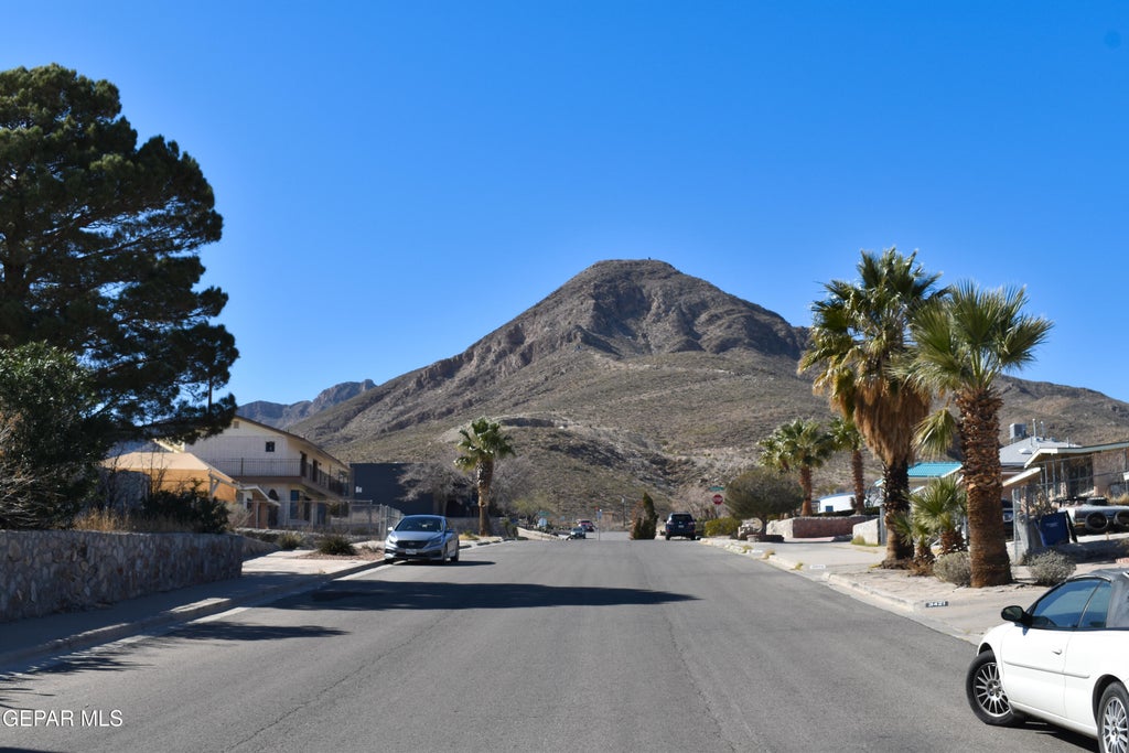 Photo of 3431 SHEPPARD Avenue, El Paso, TX 79904 (MLS # 937715)