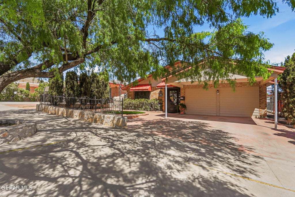 Photo of 3625 WICKHAM Avenue, El Paso, TX 79904 (MLS # 942800)