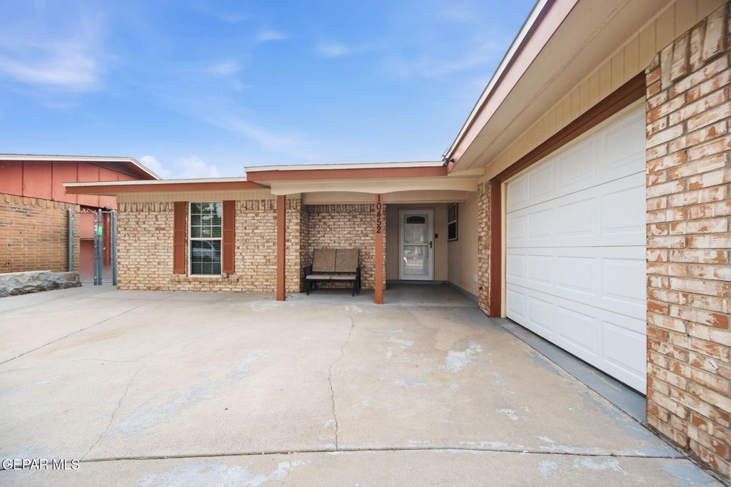 Photo of 10452 ORPHEUS Drive, El Paso, TX 79924 (MLS # 943687)