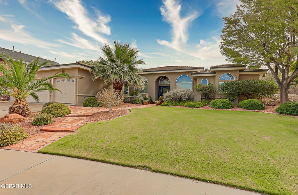 Photo of 1054 Eagle Ridge Drive, El Paso, TX 79912 (MLS # 940604)