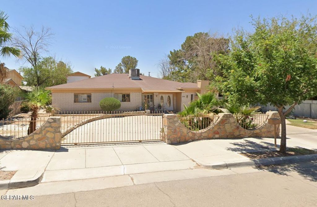 Photo of 240 PRINCETON Way, El Paso, TX 79907 (MLS # 937698)