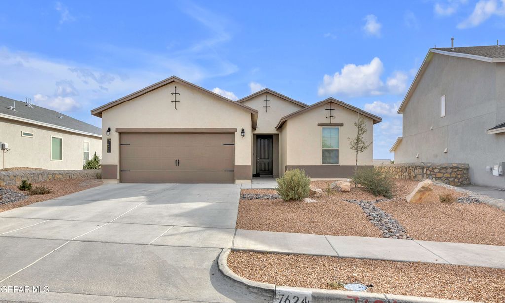 Photo of 7624 ENCHANTED RIDGE Drive, El Paso, TX 79911 (MLS # 937195)