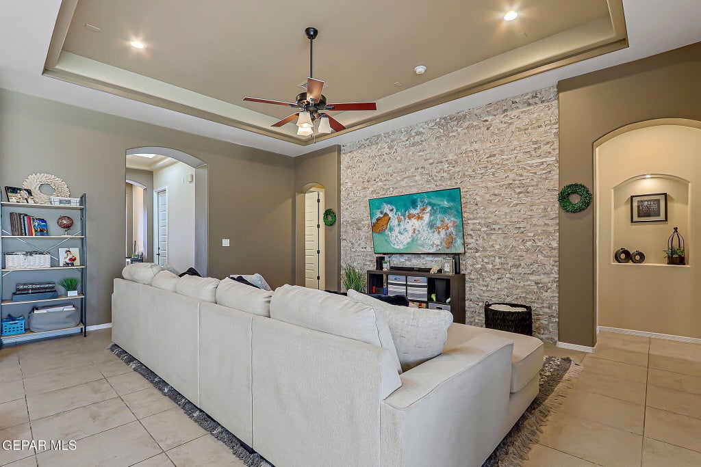 Photo of 1149 Stoke Street, Horizon City, TX 79928 (MLS # 950563)