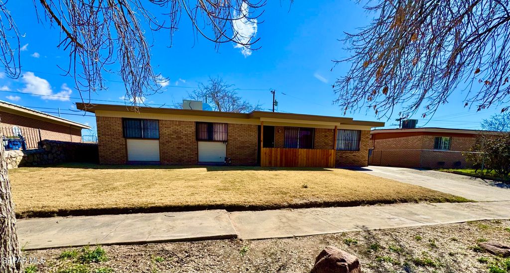 Photo of 7869 JERSEY Street, El Paso, TX 79915 (MLS # 938218)