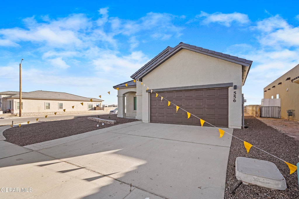 Photo of 13155 Emerald Hills Avenue, Horizon City, TX 79928 (MLS # 951545)