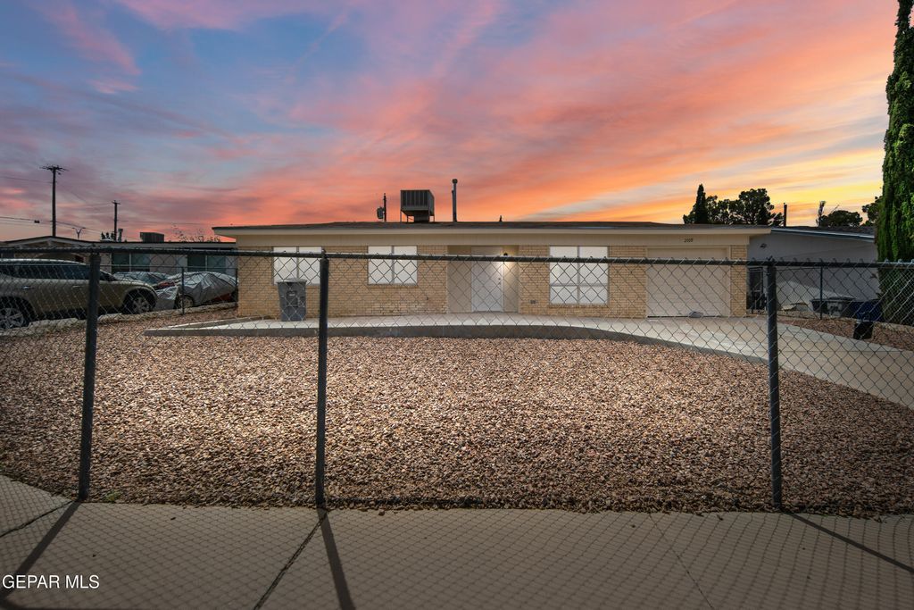 Photo of 2109 FEBRERO Drive, El Paso, TX 79935 (MLS # 942815)