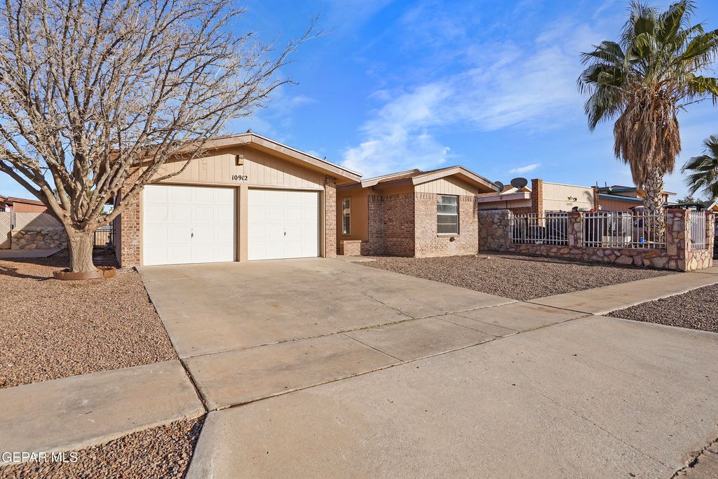 Photo of 10912 CASEY STENGEL Place, El Paso, TX 79934 (MLS # 937856)