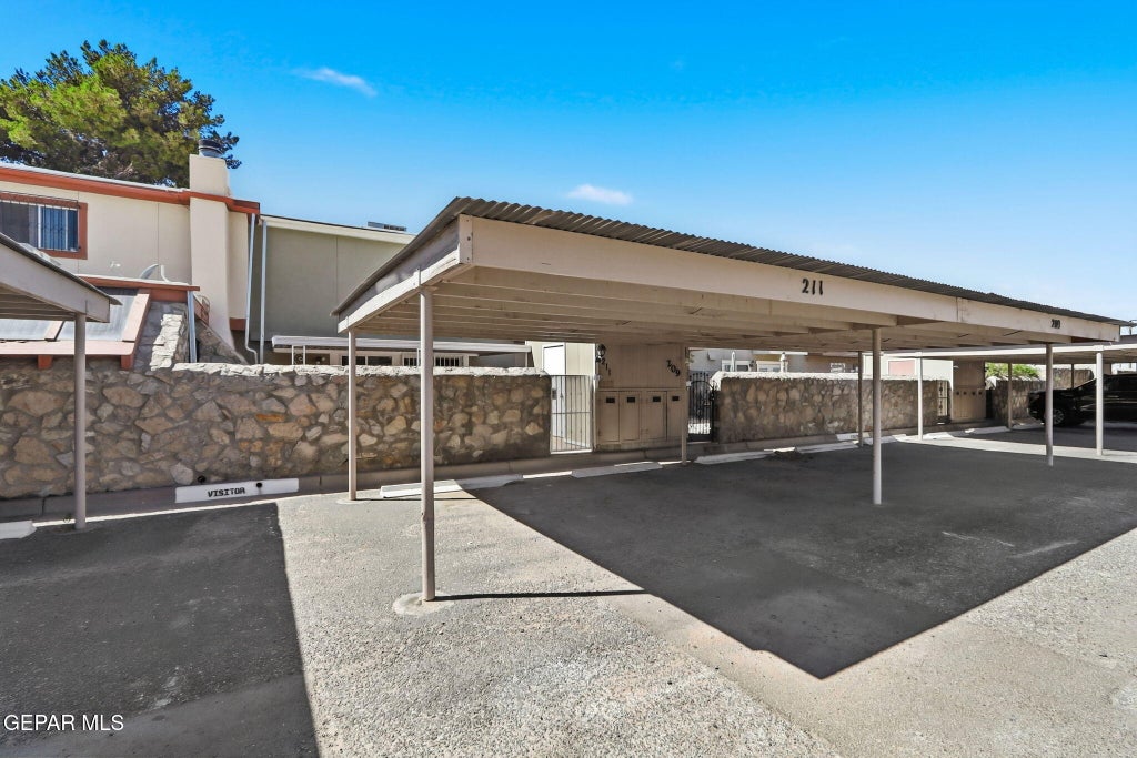 Photo of 211 MONTEGO BAY Drive, El Paso, TX 79912 (MLS # 941007)