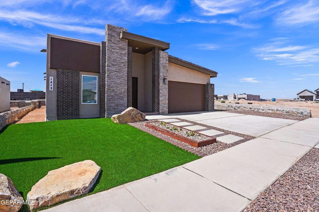 Photo of 12512 AMESBURY Avenue, El Paso, TX 79928 (MLS # 941967)