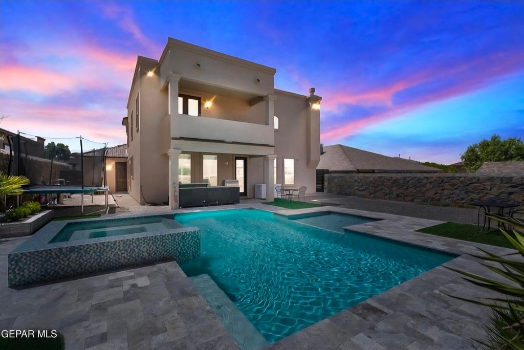 Photo of 7233 CAMINO DEL SOL Drive, El Paso, TX 79912 (MLS # 936519)