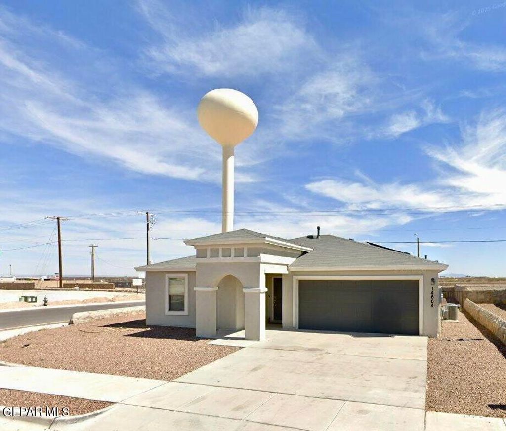 Photo of 14664 Holly Blue Avenue, Horizon City, TX 79928 (MLS # 940732)