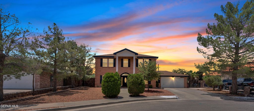 Photo of 2121 GREENLEE Drive, El Paso, TX 79936 (MLS # 947694)