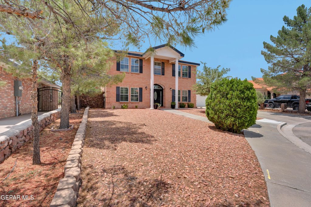 Photo of 2121 GREENLEE Drive, El Paso, TX 79936 (MLS # 947694)