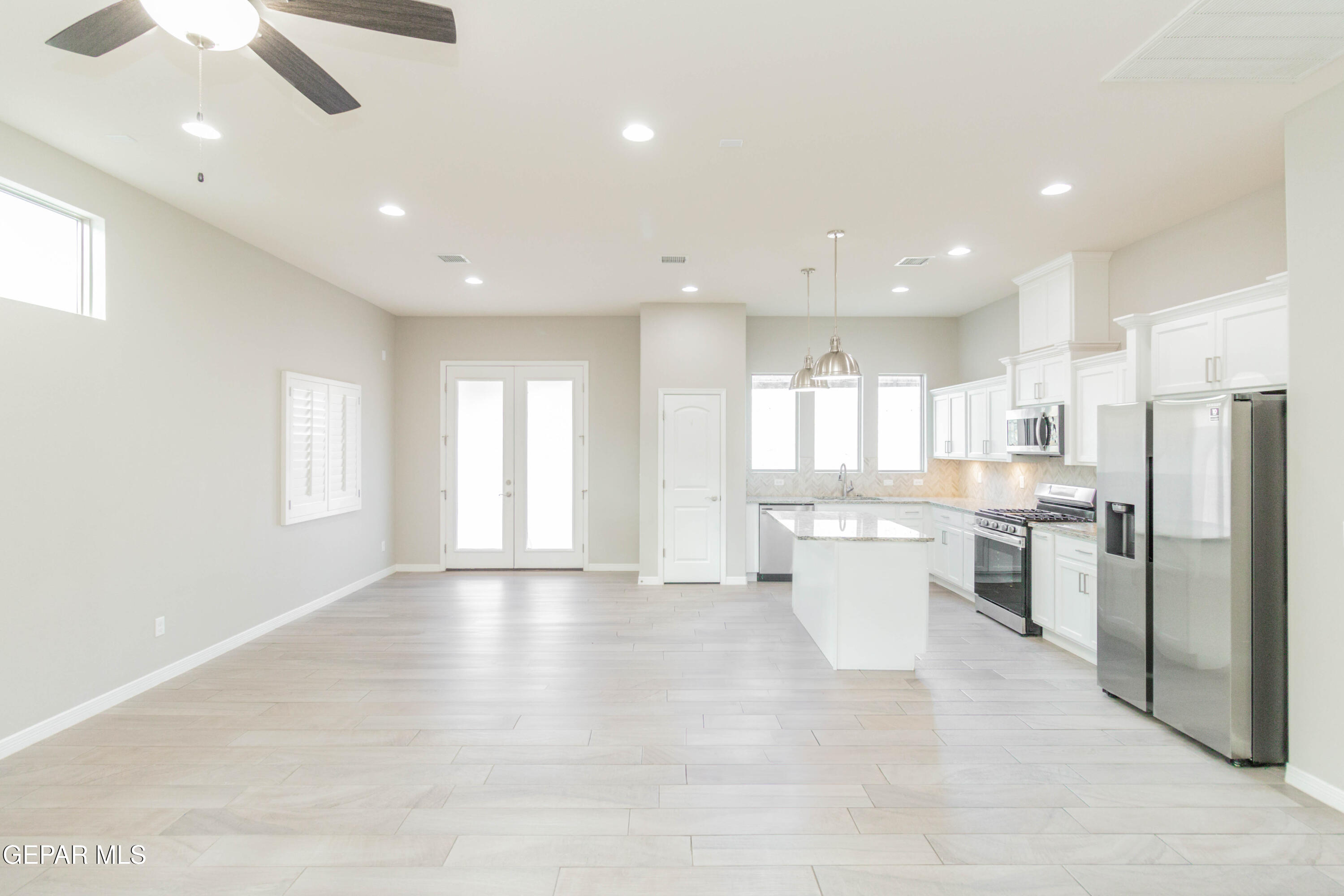 13815 Paseo De Plata Drive