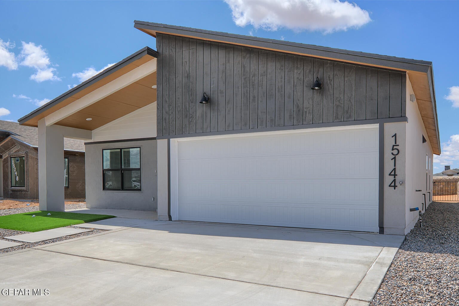 15133 LAURA Lane