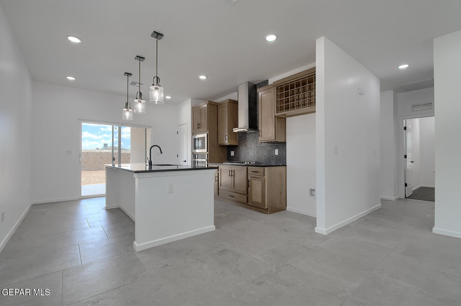 15133 LAURA Lane