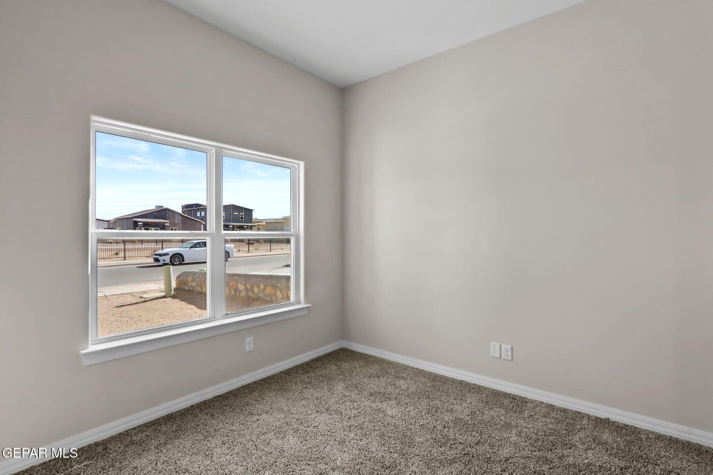 Photo of 186 Olive Branch, Sunland Park, NM 88008 (MLS # 949133)