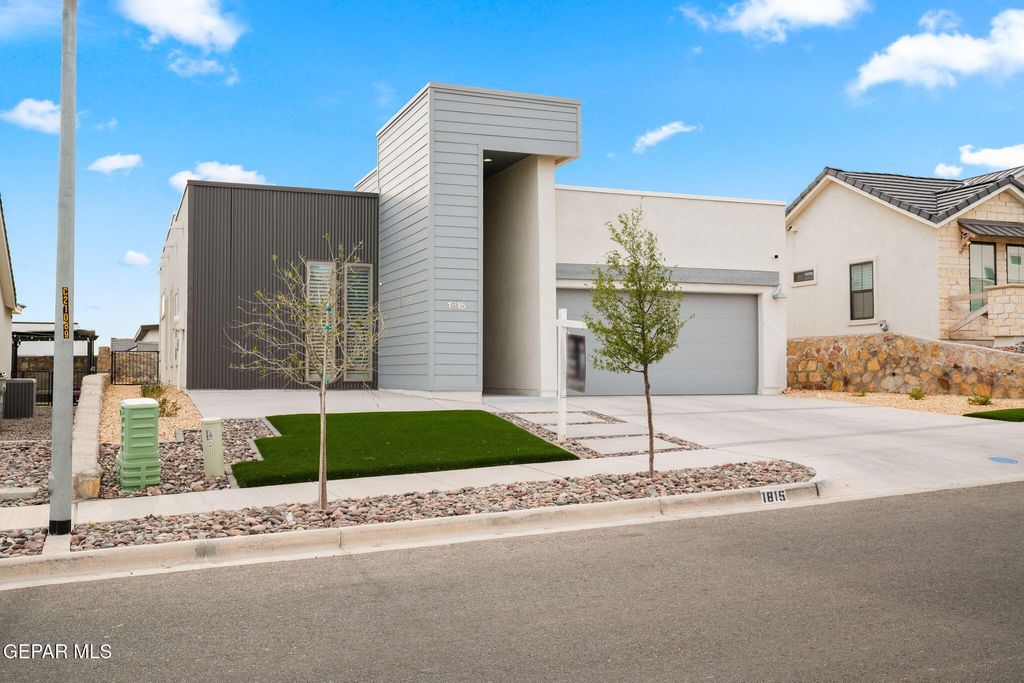 Photo of 1815 CIMARRON PARK Drive, El Paso, TX 79911 (MLS # 941679)